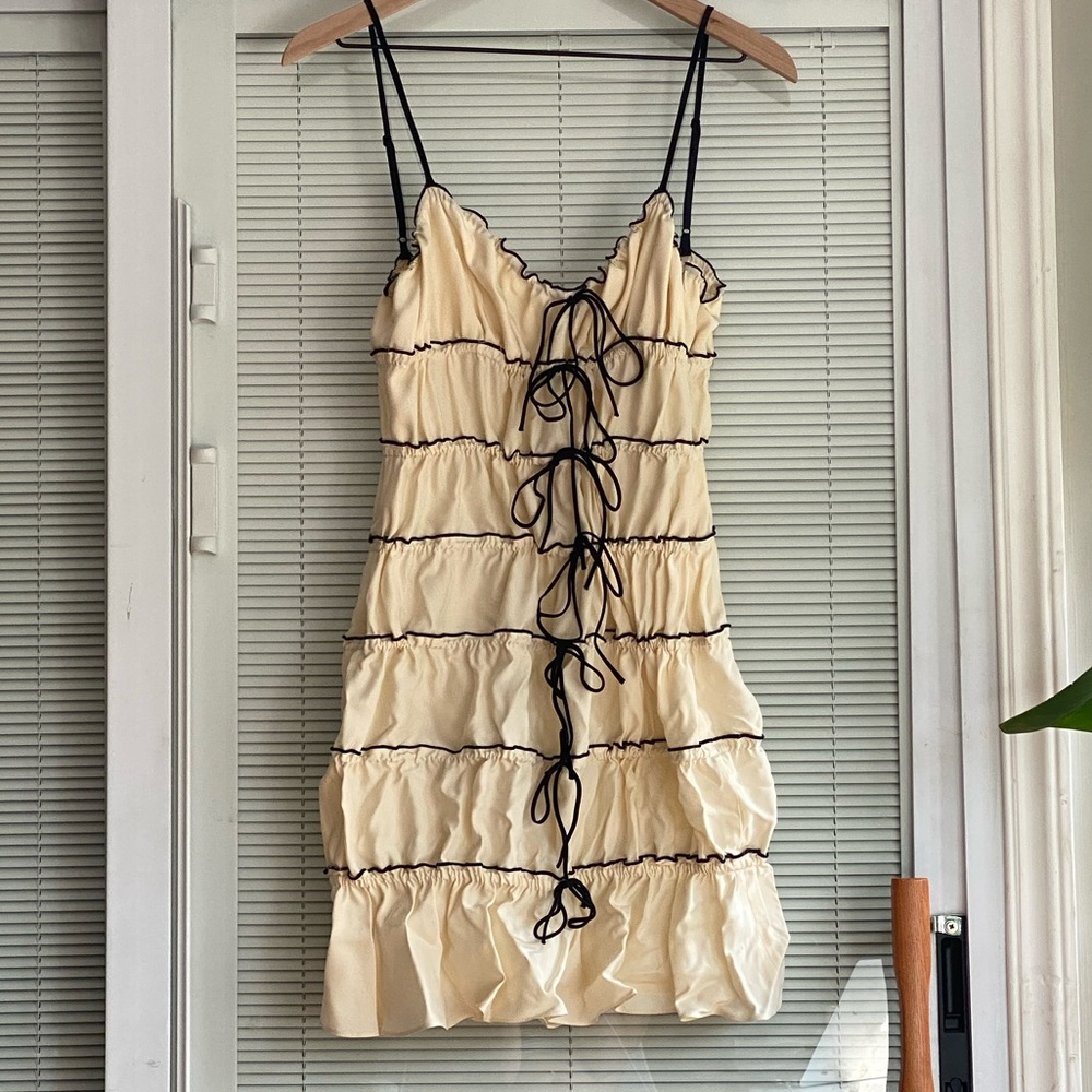 mirror palais mini tunnel dress small